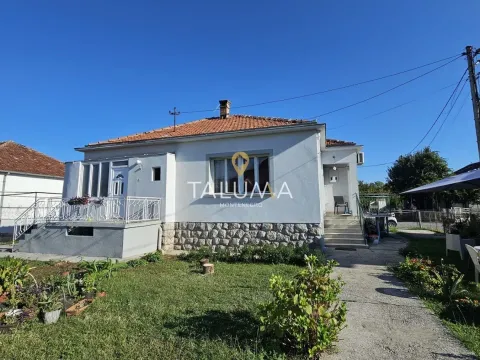 Sale, house, 140m², Masline, Podgorica - image 1