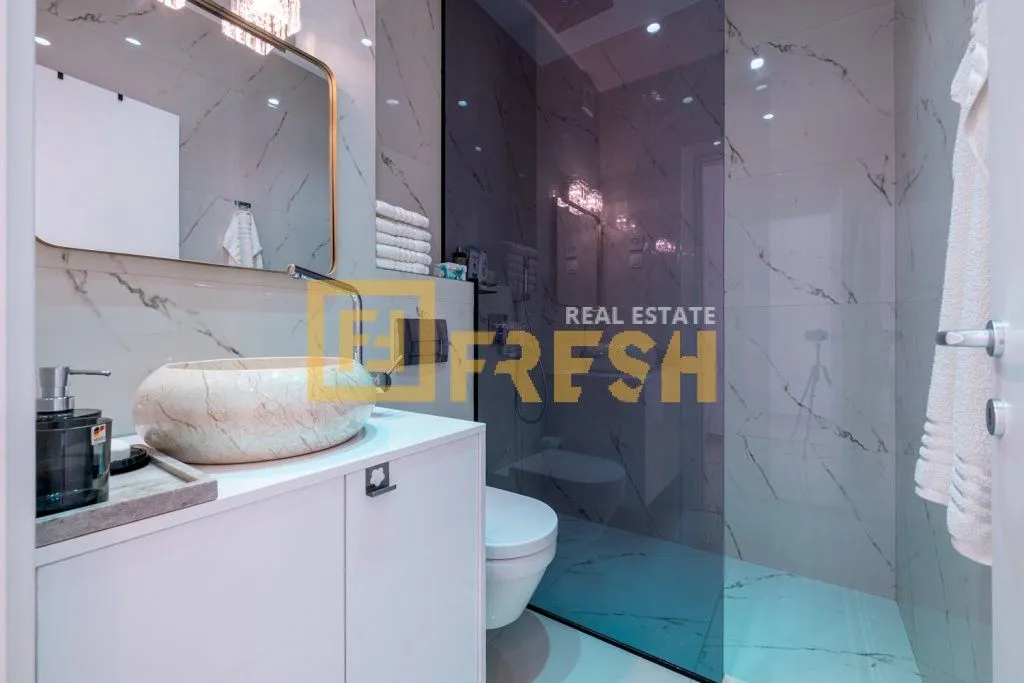 Sale, one bedroom apartment, 136m², Rafailovići, Budva