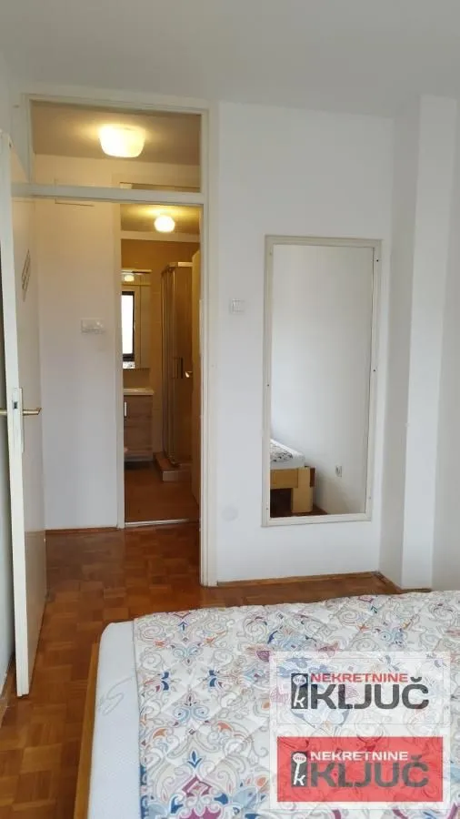 Prodaja, dvosoban stan, 54m², Bulevar Oslobodjenja, Novi Sad Sve Podlokacije