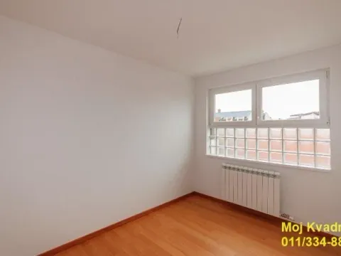 Prodaja, trosoban stan, 92m², Autokomanda, Voždovac Sve Podlokacije - image 3
