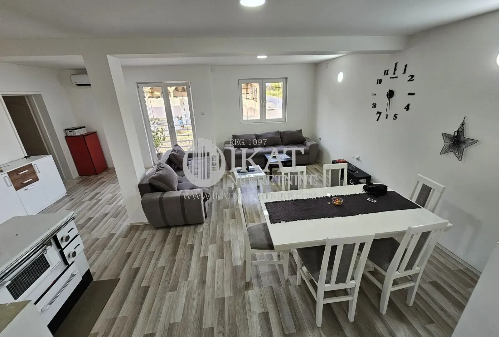 Prodaja, kuća, 164m², Mala Ivanča, Sopot