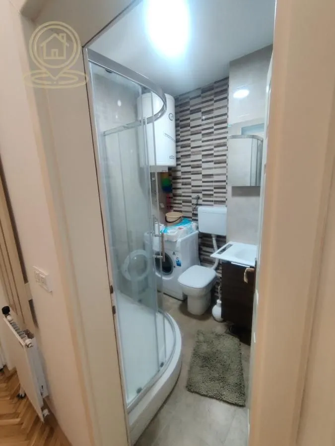 Izdavanje, jednosoban stan, 35m², Grbavica, Novi Sad Sve Podlokacije