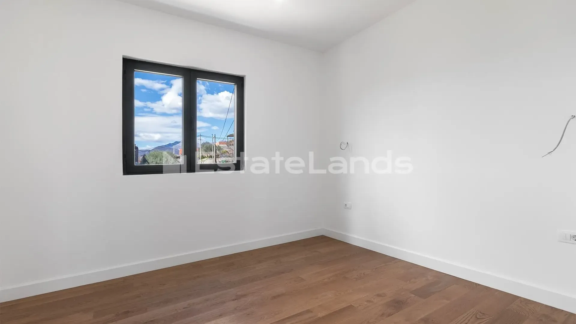 Sale, one bedroom apartment, 49m², Dumidran, Tivat