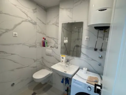 Izdavanje, jednosoban stan, 47m², Stari Aerodrom, Podgorica - image 6