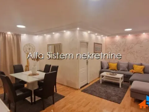 Izdavanje, dvosoban stan, 55m², Savski Venac, Beograd - image 1