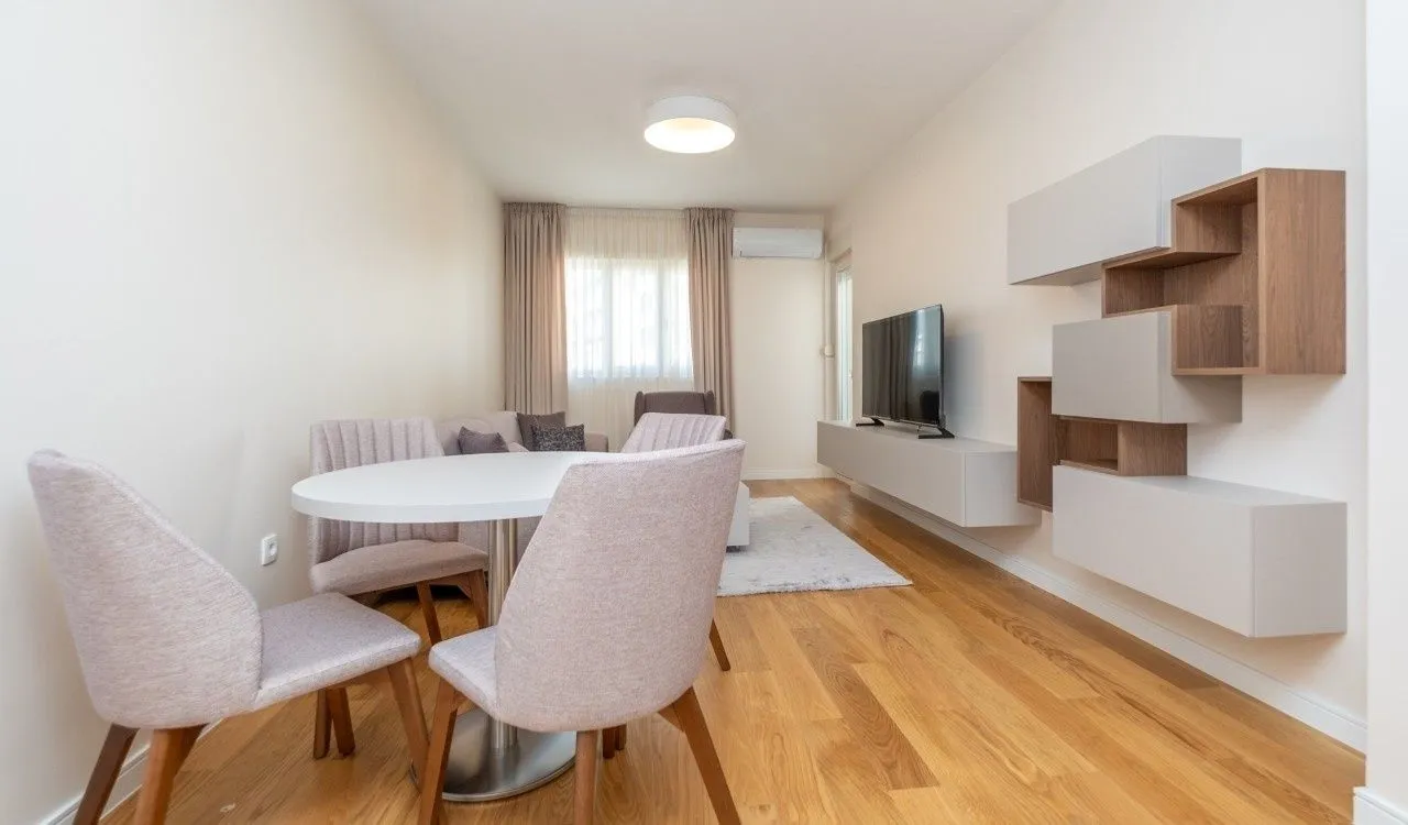 Rent, one bedroom apartment, 45m², Central Point, Podgorica