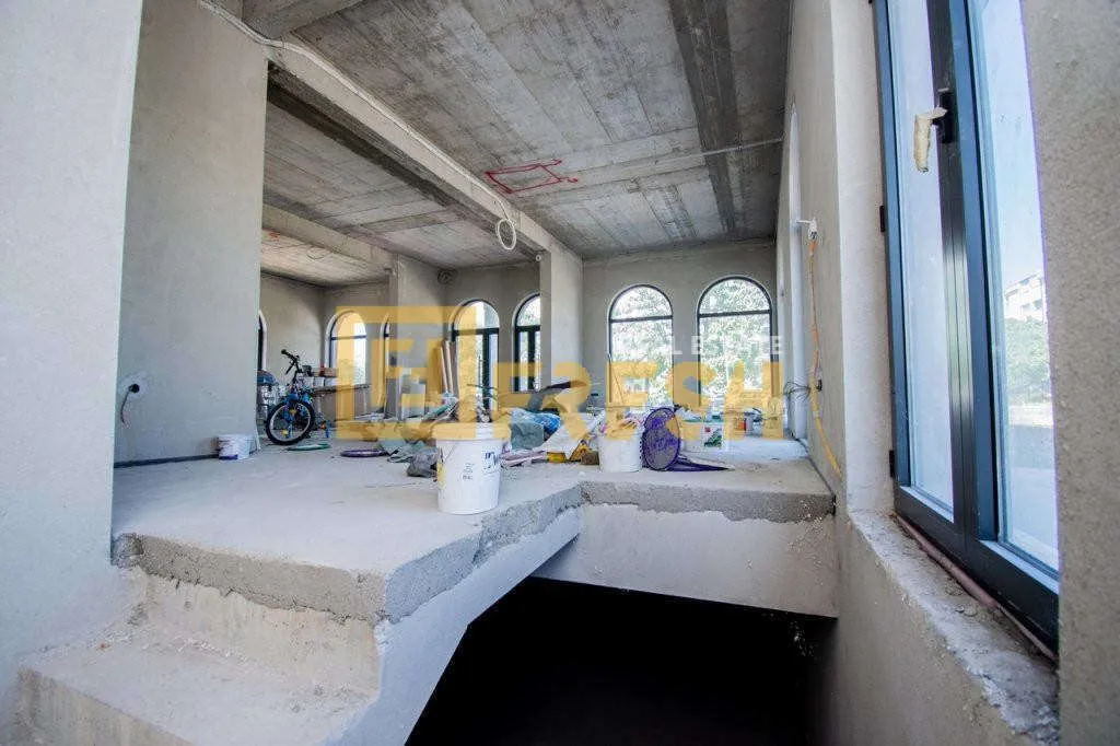 Rent, office space, 220m², Stari Aerodrom, Podgorica