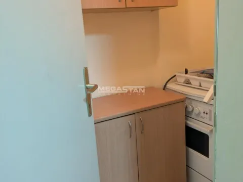 Izdavanje, poslovni prostor, 84m², Stari Grad, Beograd - image 10