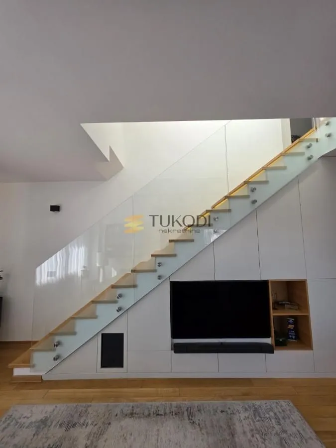 Sale, four bedroom apartment, 93m², Lekino Brdo, Voždovac Sve Podlokacije