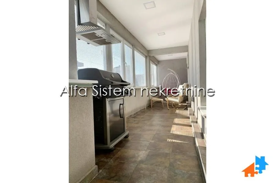 Sale, apartment, 157m², Đeram Pijaca, Beograd