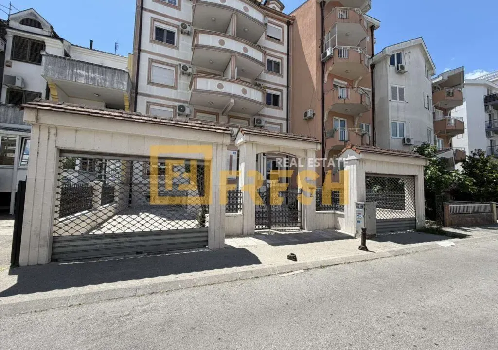 Rent, office space, 150m², Ljubović, Podgorica