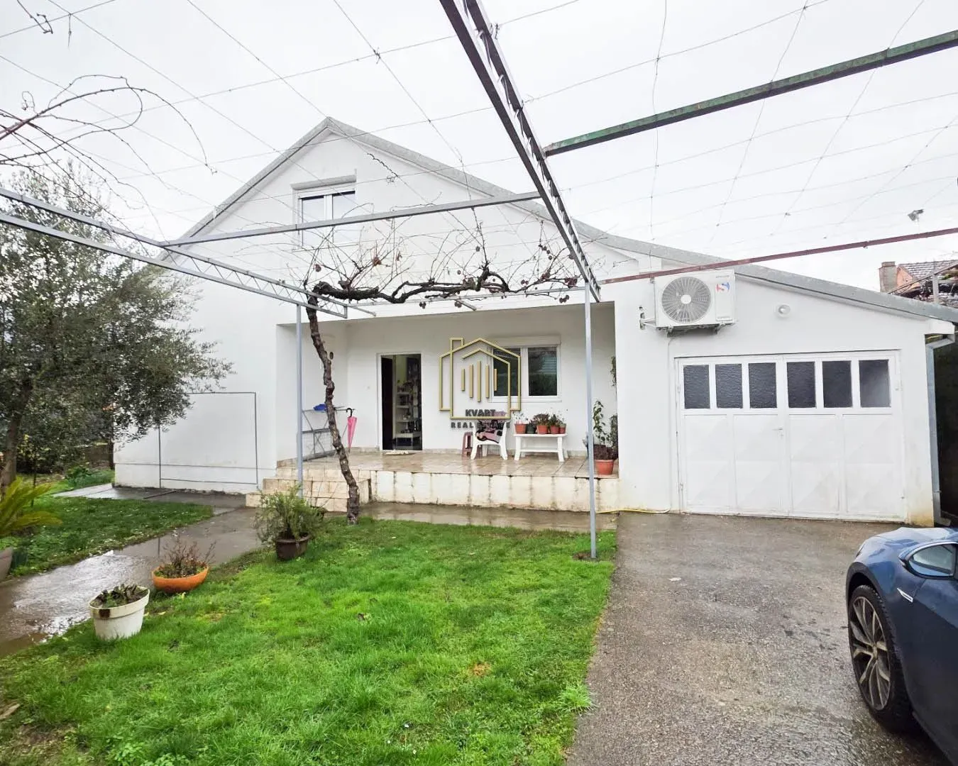 Prodaja, kuća, 115m², Tološi, Podgorica