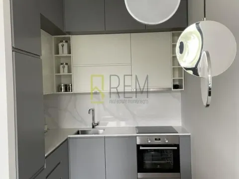 Izdavanje, jednosoban stan, 40m², Blok 9, Podgorica - image 6