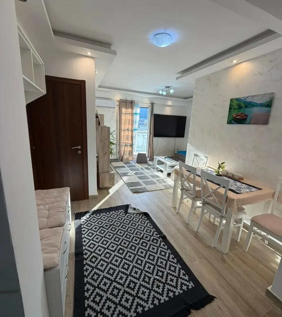 Rent, one bedroom apartment, 45m², Velji Vinogradi, Budva