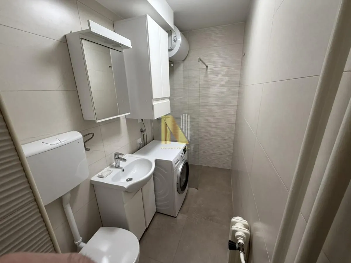 Izdavanje, dvosoban stan, 57m², Banatić, Novi Sad Sve Podlokacije