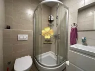 Izdavanje, dvosoban stan, 65m², City Kej, Podgorica - image 11