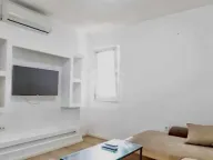 Izdavanje, dvosoban stan, 68m², Stari Aerodrom, Podgorica - image 4