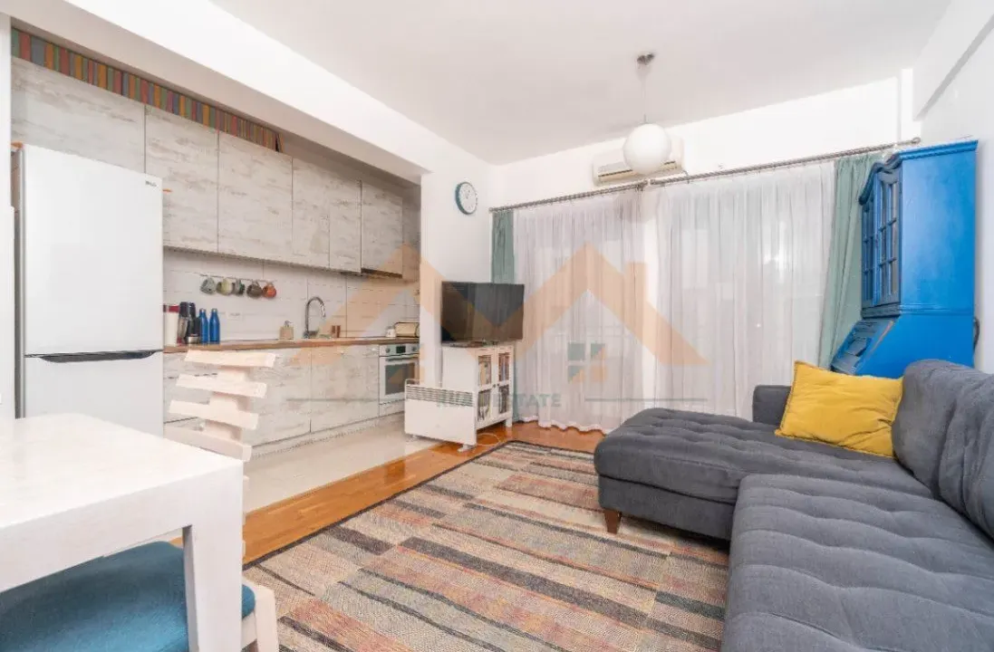 Prodaja, dvosoban stan, 61m², Dalmatinska ulica, Podgorica