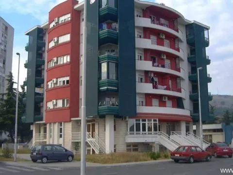 Prodaja, četvorosoban stan, 133m², Momišići, Podgorica - image 27