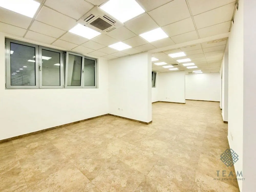 Rent, office space, 251m², Tološka šuma, Podgorica