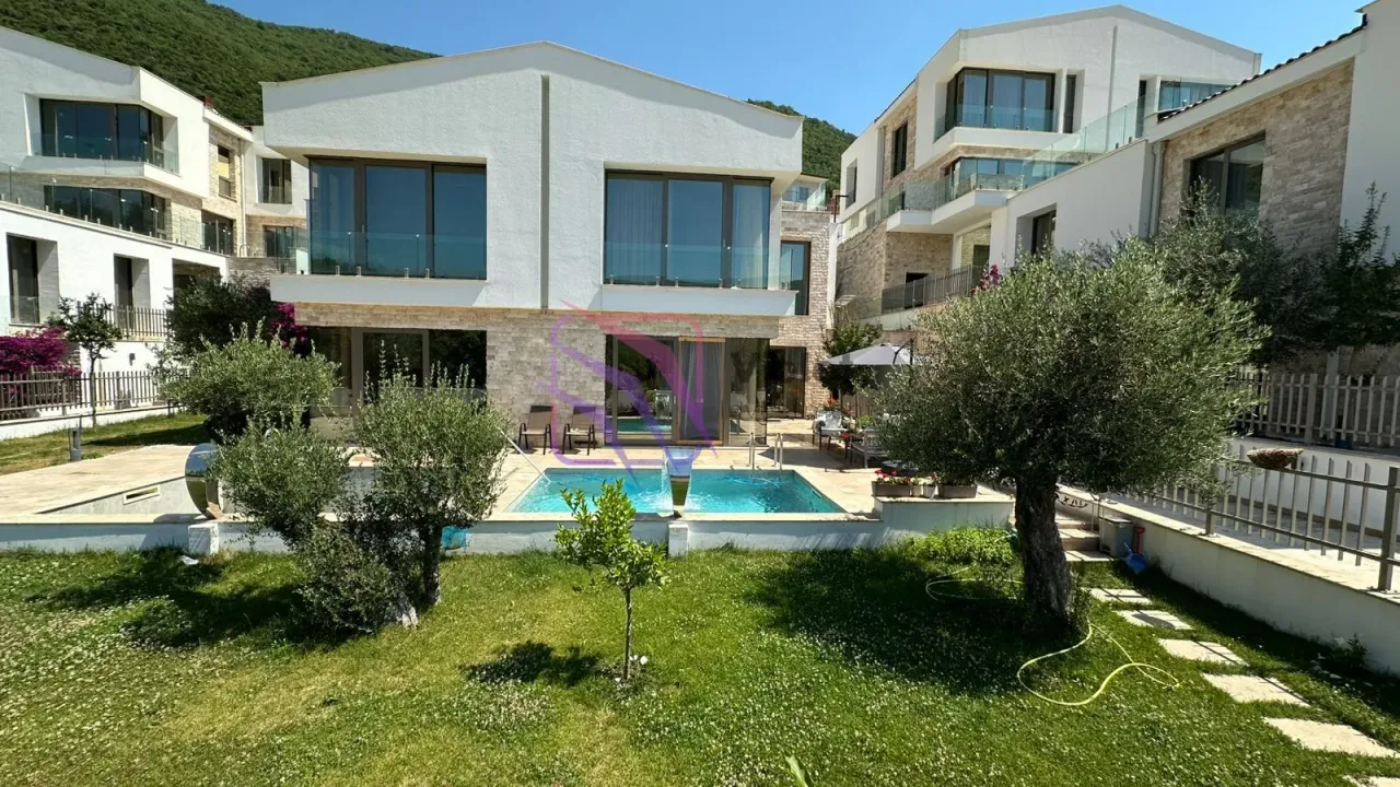 Sale, house, 164m², Kumbor, Herceg Novi