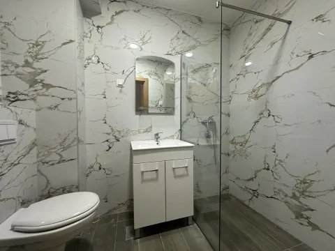 Prodaja, jednosoban stan, 43m², Zabjelo, Podgorica - image 9