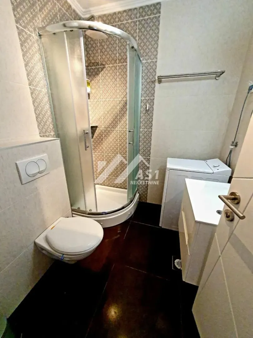 Izdavanje, dvosoban stan, 57m², Novi Sad Sve Podlokacije, Novi Sad