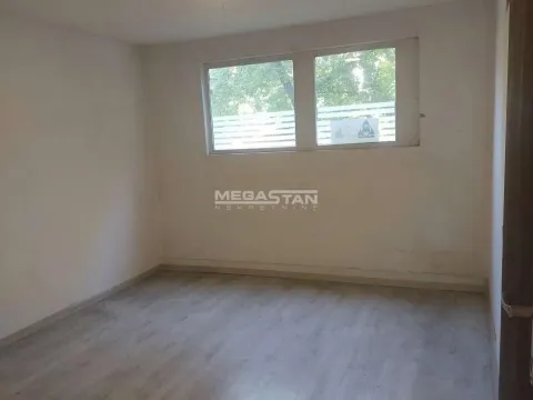 Poslovni prostor in Novi Beograd Blok 63