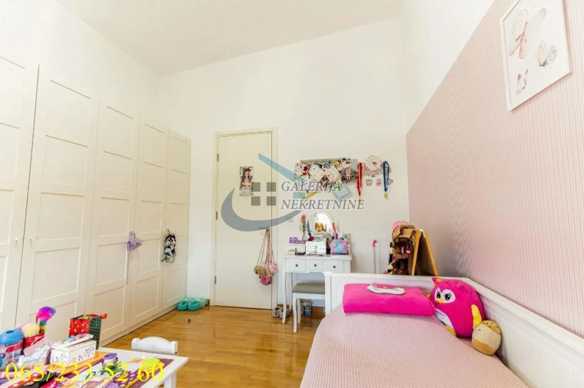 Sale, four bedroom apartment, 94m², Novi Beograd Blok 67, Novi Beograd Sve Podlokacije