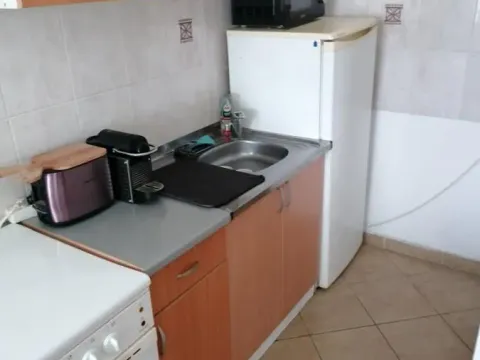 Prodaja, garsonjera, 28m², Bulevar Evrope, Novi Sad Sve Podlokacije - image 4