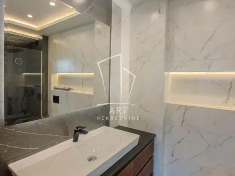 Prodaja, četvorosoban stan, 128m², Savski Venac, Beograd - image 7