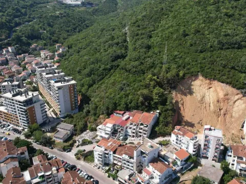Prodaja, plac, 480m², Budva, Crna Gora - image 5