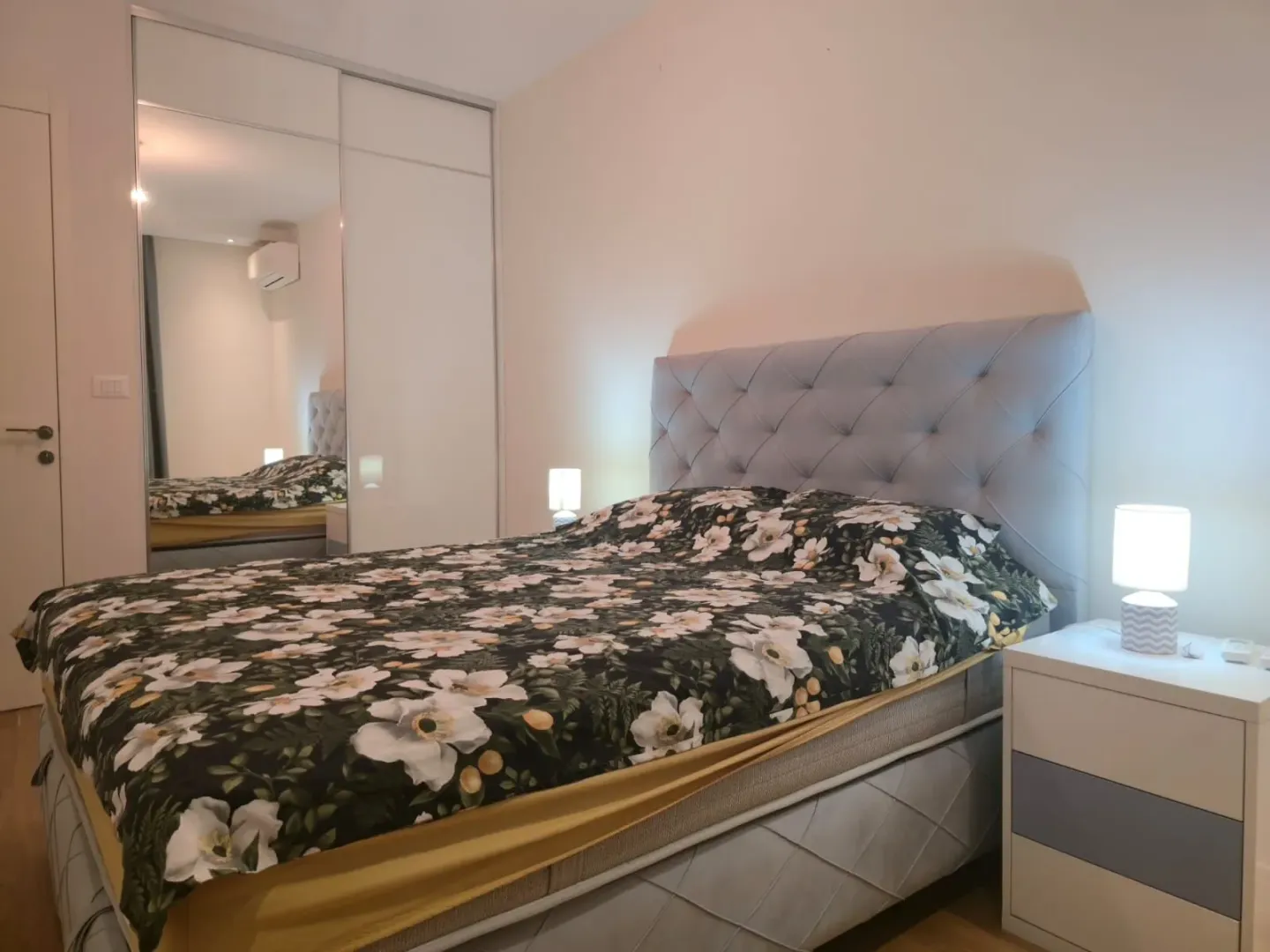 Izdavanje, dvosoban stan, 79m², Kruševac, Podgorica