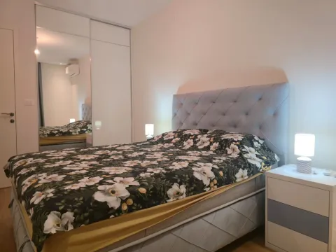 Izdavanje, dvosoban stan, 79m², Kruševac, Podgorica - image 4