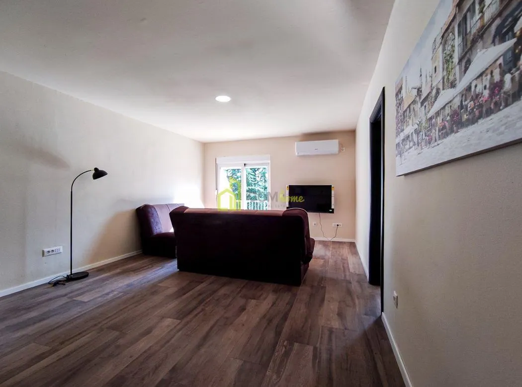 Izdavanje, dvosoban stan, 65m², Donja Gorica, Podgorica