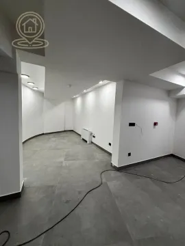 Rent, office space, 550m², Medijana, Niš - image 12