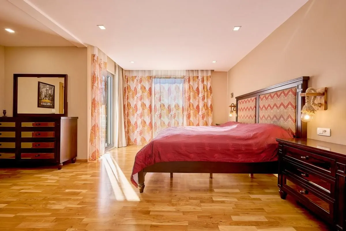 Sale, house, 200m², Budva, Crna Gora