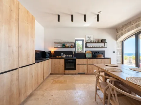 Sale, house, 374m², Drobni pijesak, Budva - image 14