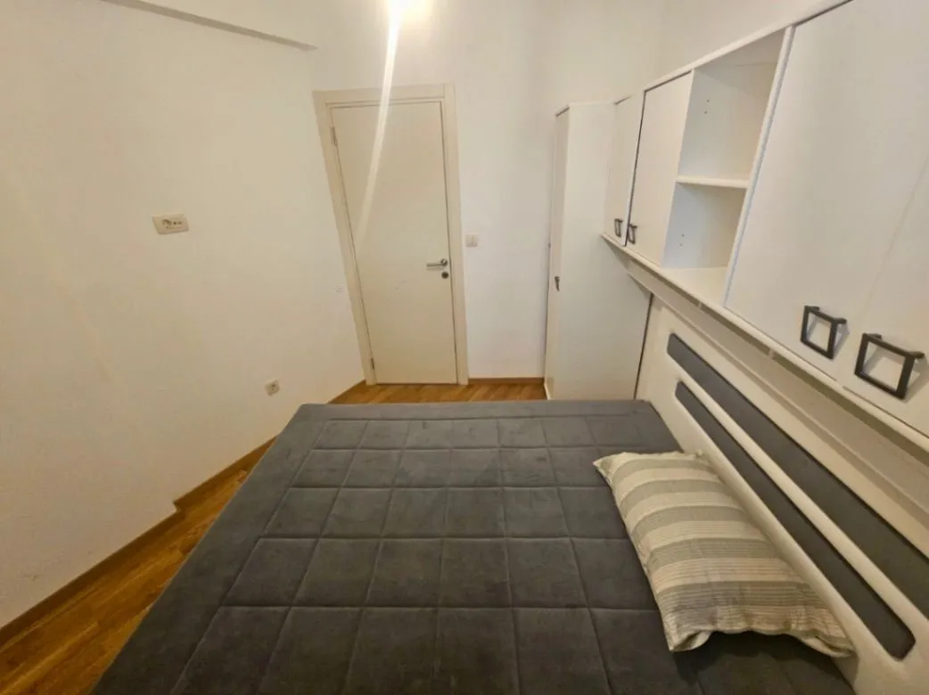 Rent, one bedroom apartment, 35m², Babin Do, Budva
