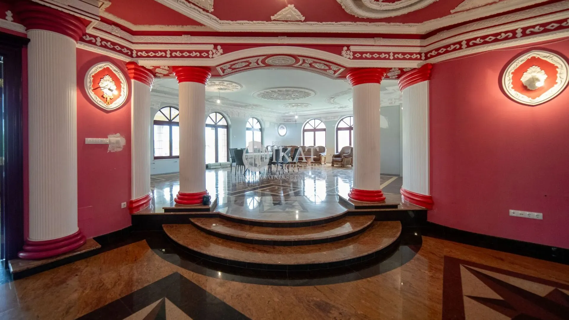 Sale, office space, 1200m², Palić, Subotica