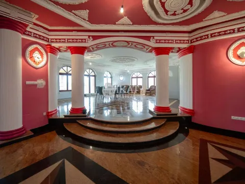 Prodaja, poslovni prostor, 1200m², Palić, Subotica - image 10