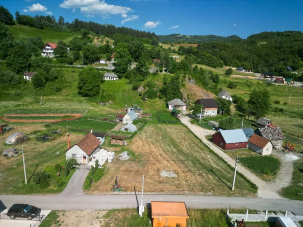 Prodaja, plac, 2000m², Centar, Kolašin