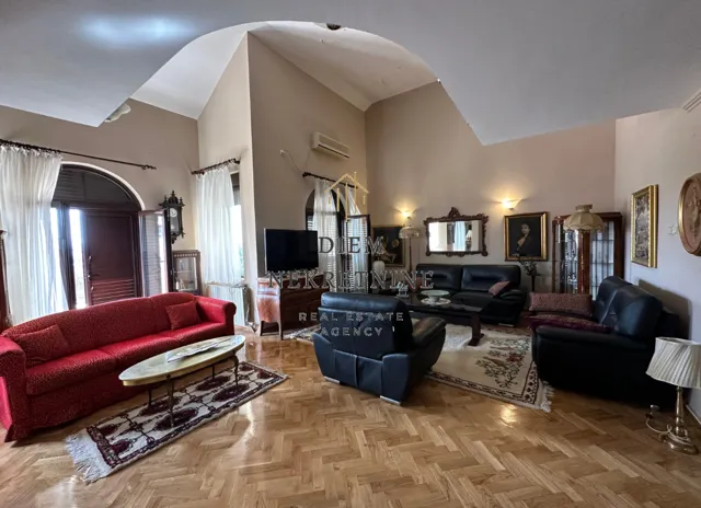 Rent, apartment, 280m², Gorica C, Podgorica