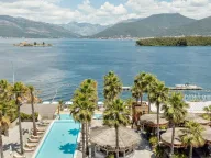 Sale, two bedroom apartment, 201m², Đuraševići, Tivat - image 2