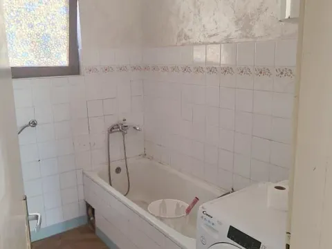 Rent, apartment, 100m², Dalmatinska ulica, Podgorica - image 4