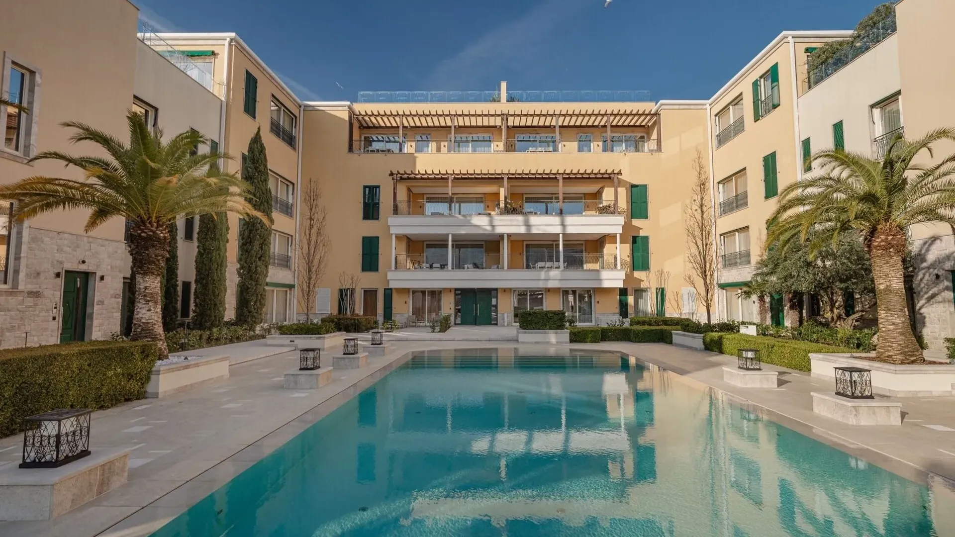 Prodaja, jednosoban stan, 87m², Herceg Novi, Crna Gora