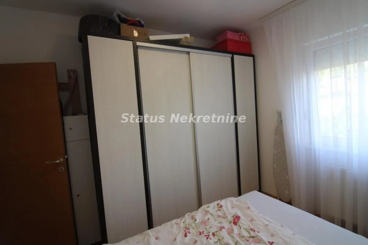 Prodaja, trosoban stan, 55m², Sremska Kamenica, Petrovaradin