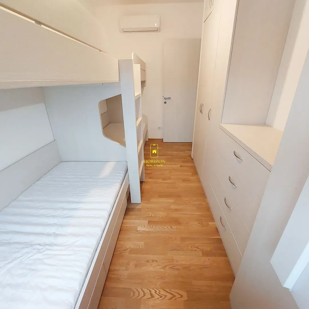 Rent, two bedroom apartment, 65m², City Kvart, Podgorica