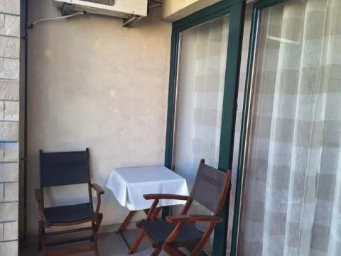 Izdavanje, dvosoban stan, 58m², Centar, Novi Sad - image 13