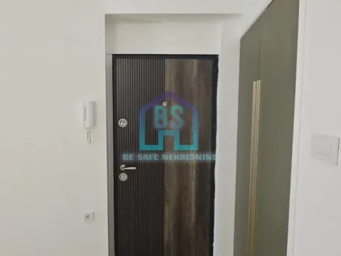 Prodaja, jednosoban stan, 21m², Stari grad, Novi Sad - image 15